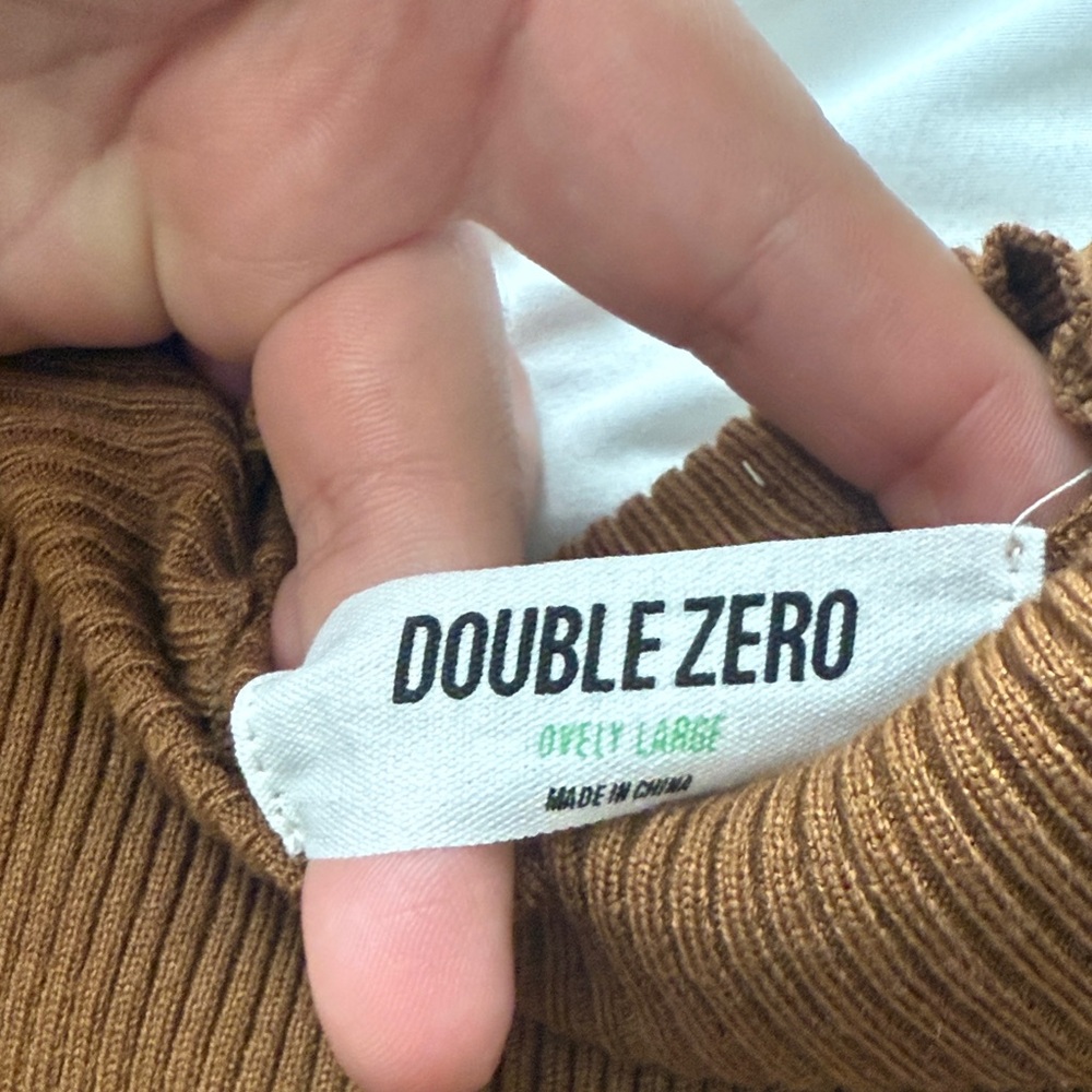 Brown Ribbed Long Sleeve Sweater - Picture 2 of 3